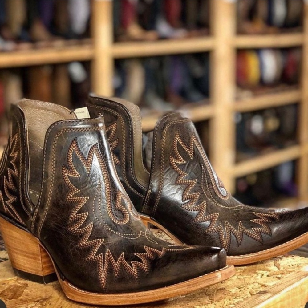 Ariat Dixon Boots